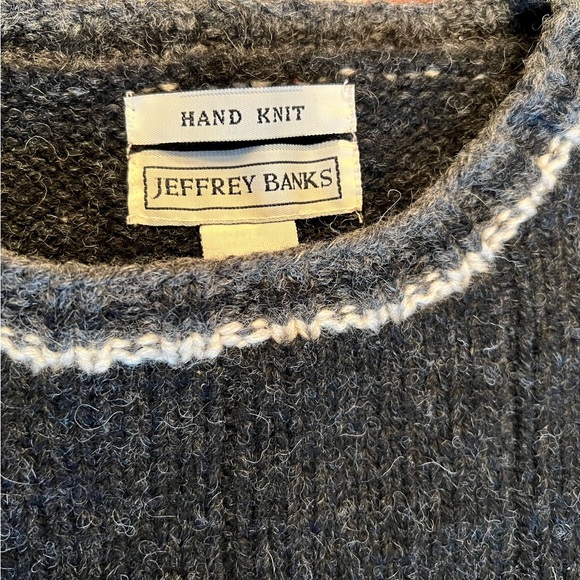 JEFFREY BANKS – 100% Wool Hand Knit (Menswear) Sweater as Women’s SKI Sweater - Picture 12 of 14